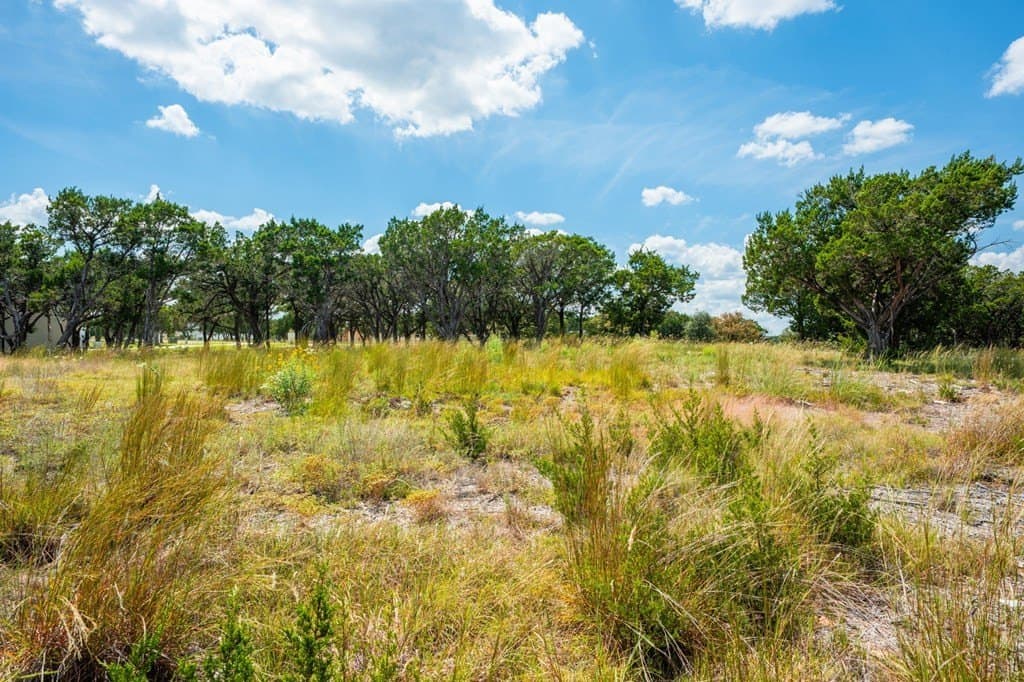 1.41 acres in Kerr County - photo 14
