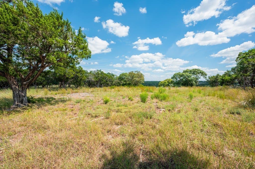 1.41 acres in Kerr County - photo 10