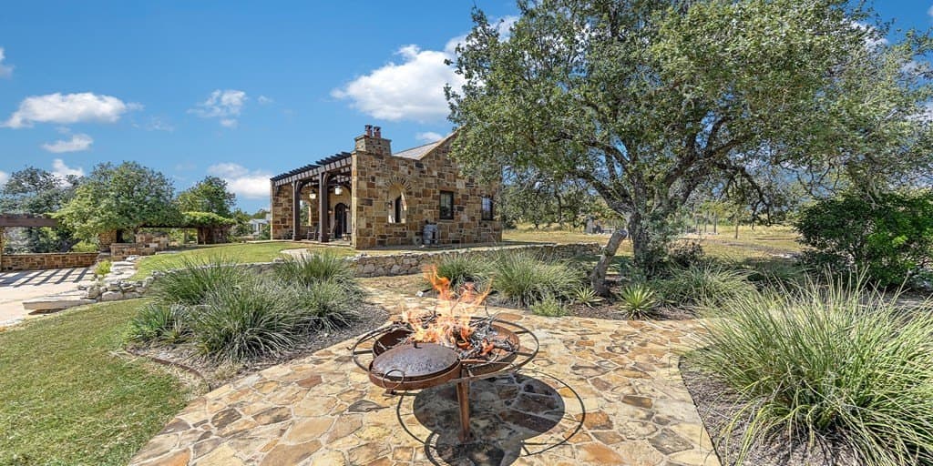 13.69 acres in Gillespie County - photo 36