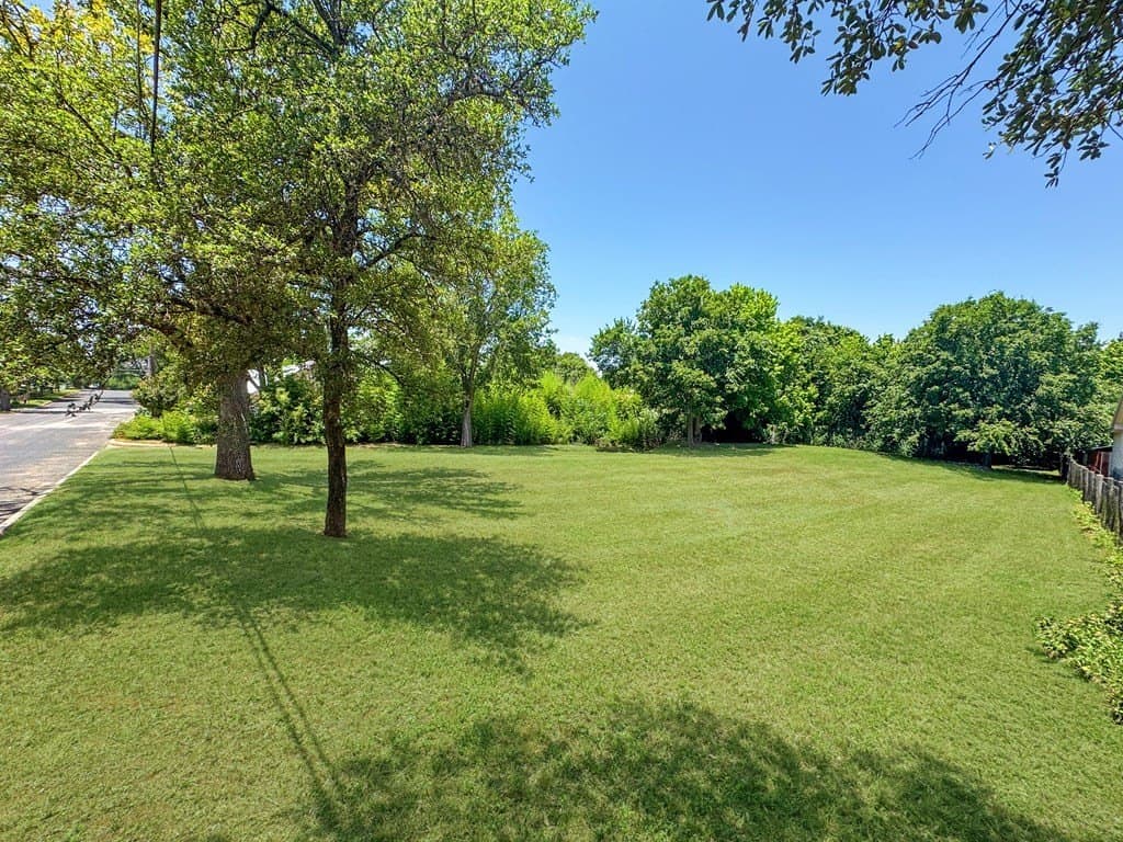 0.37 acres in Gillespie County gallery image 3