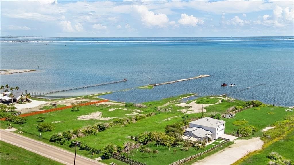 1.83 acres in Nueces County gallery image 3
