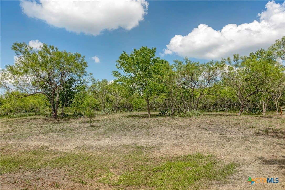 14.92 acres in Caldwell County - photo 7