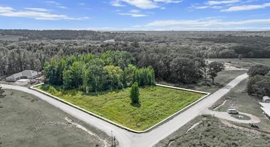 2.08 acres in Smith County - photo 6