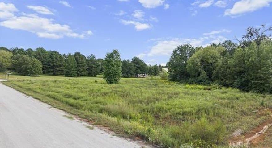 2.08 acres in Smith County - photo 3