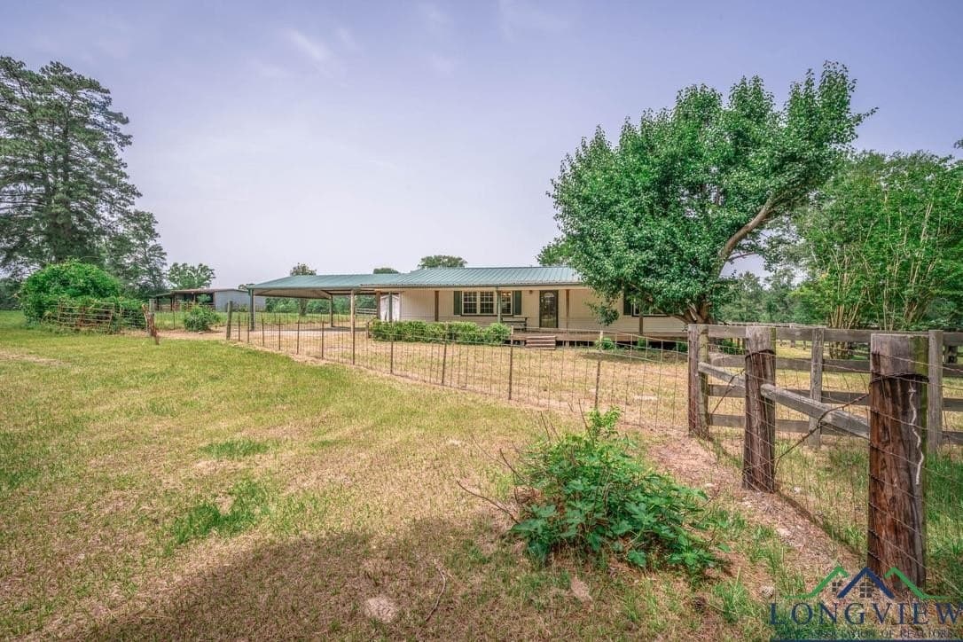 42.45 acres in Smith County featured view