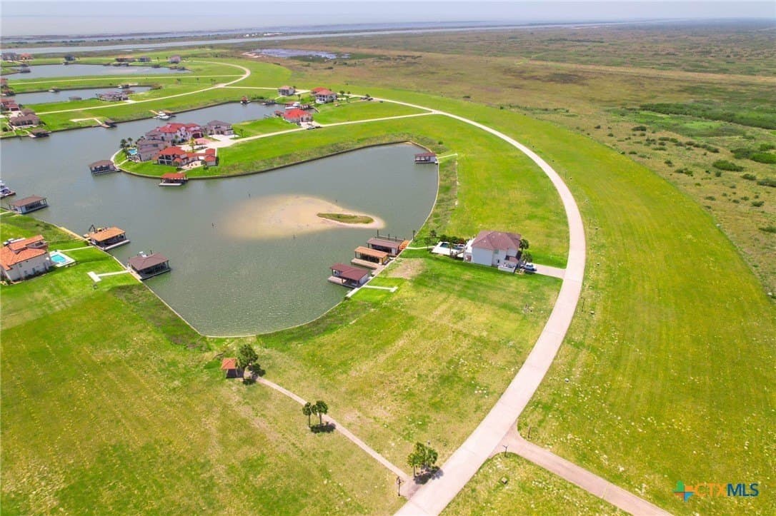 0.31 acres in Calhoun County - photo 17