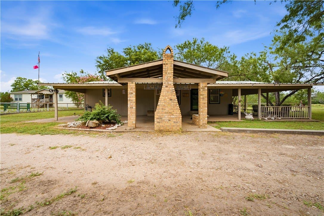1,695.21 acres in Live Oak County - photo 7