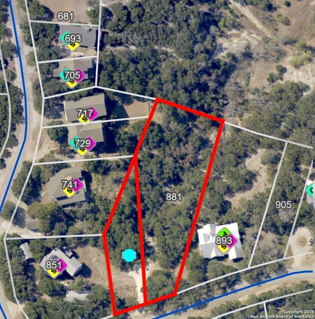 0.91 acres in Comal County - photo 2