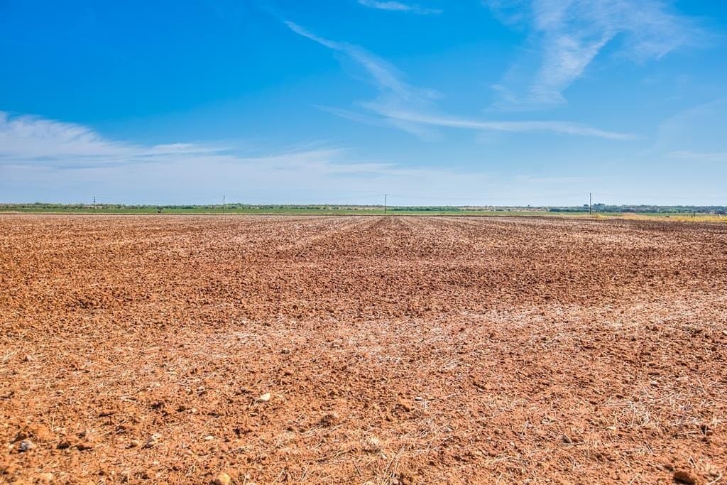 163.41 acres in Runnels County