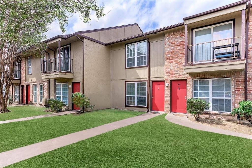 14.26 acres in Harris County gallery image 2