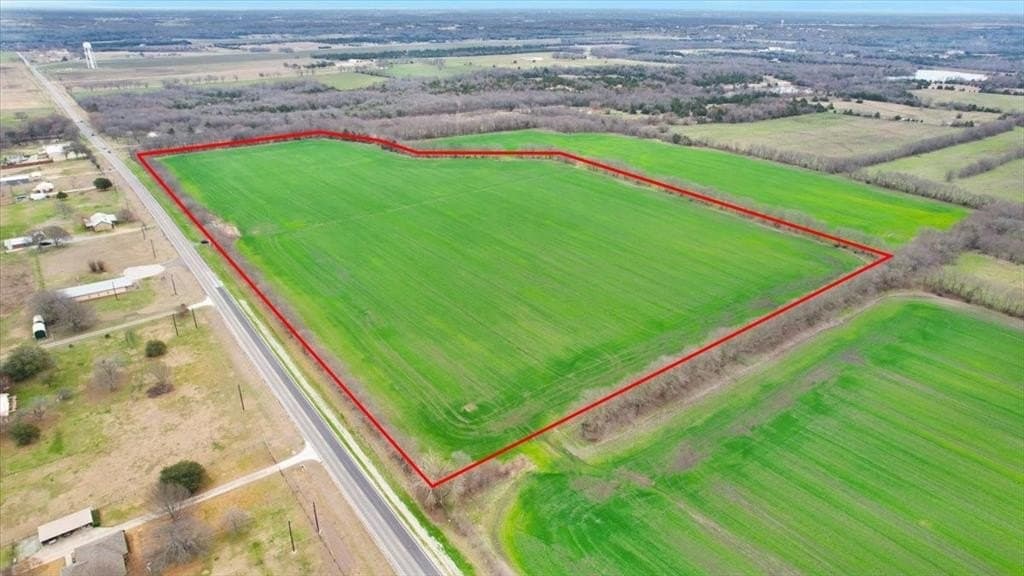 15 acres in Collin County gallery image 3