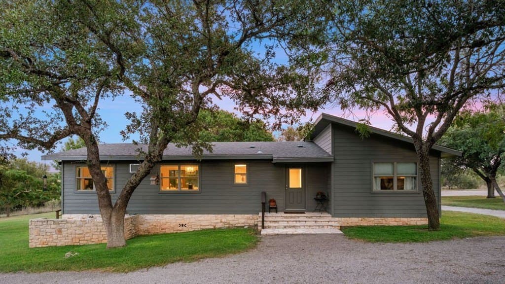 10 acres in Blanco County - photo 8