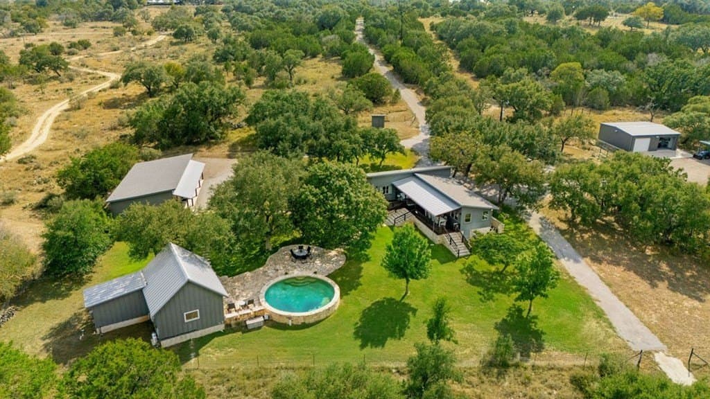 10 acres in Blanco County - photo 25