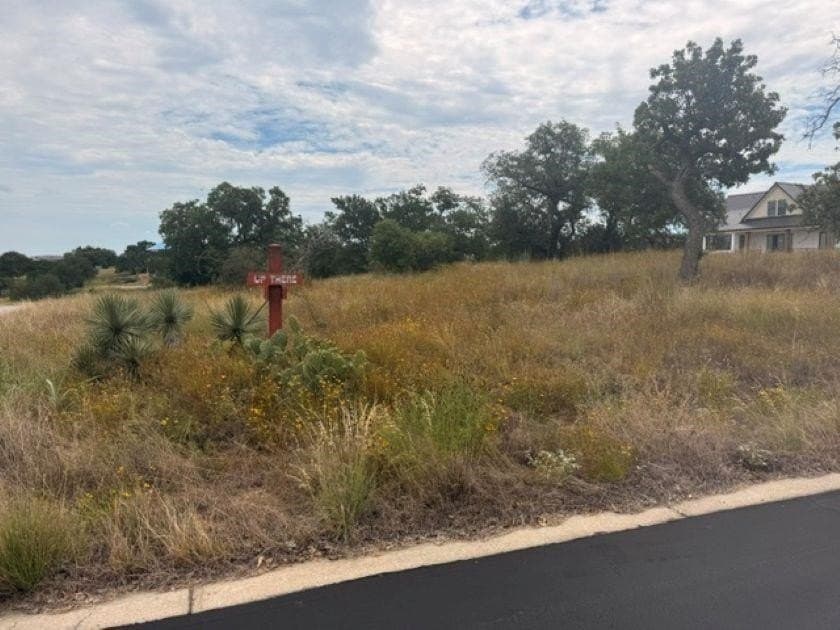 0.58 acres in Llano County gallery image 3