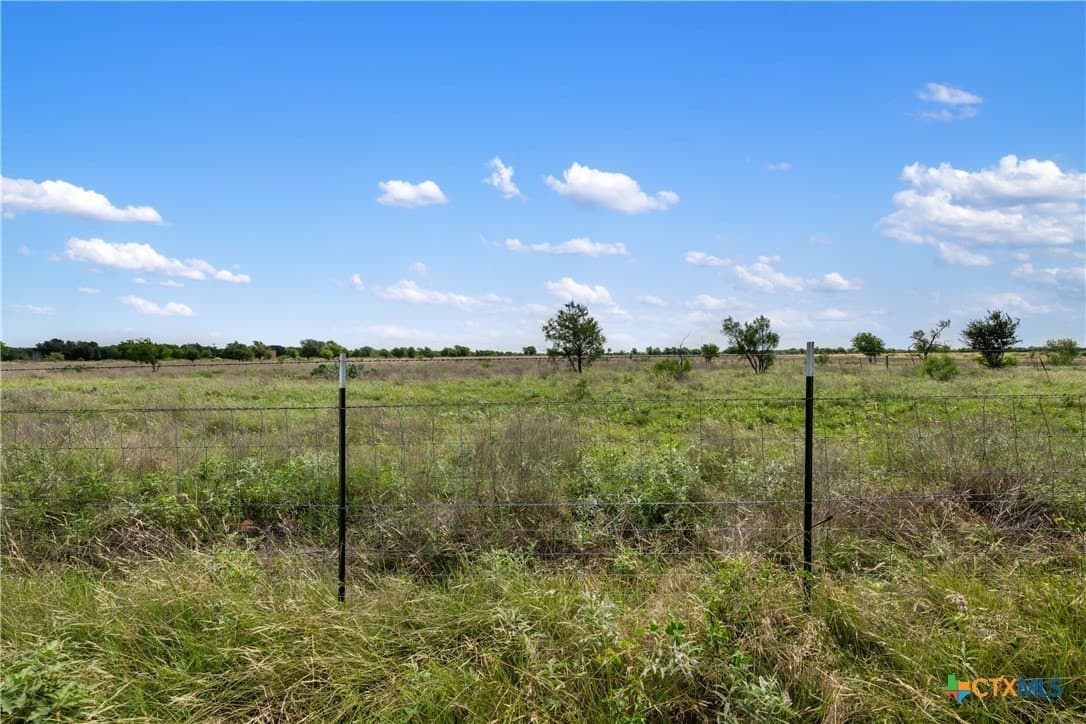 21.59 acres in Williamson County - photo 20