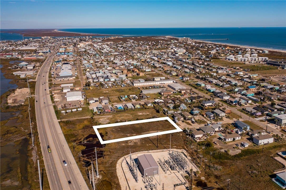 1 acres in Nueces County gallery image 2