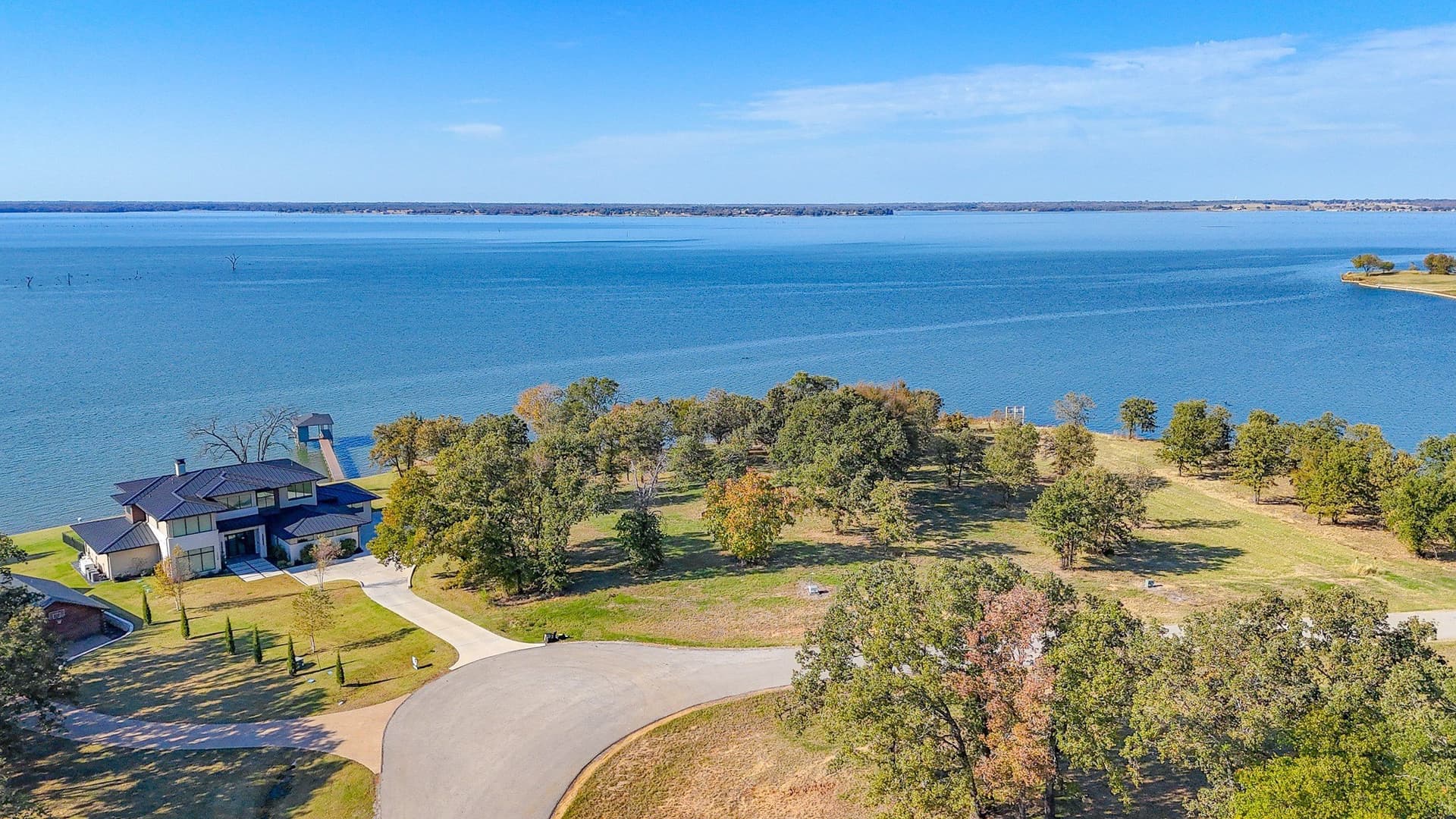 1.05 acres in Navarro County featured view