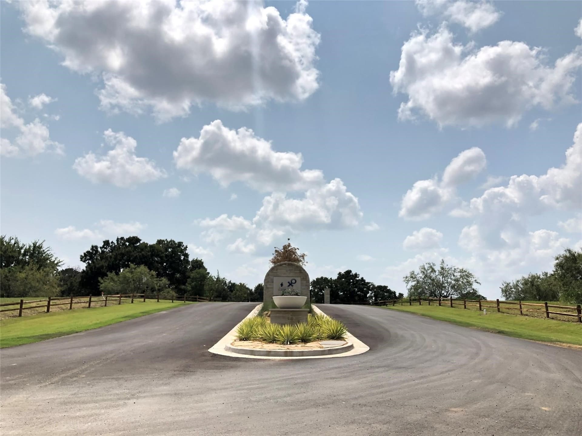 1.05 acres in Navarro County - photo 24