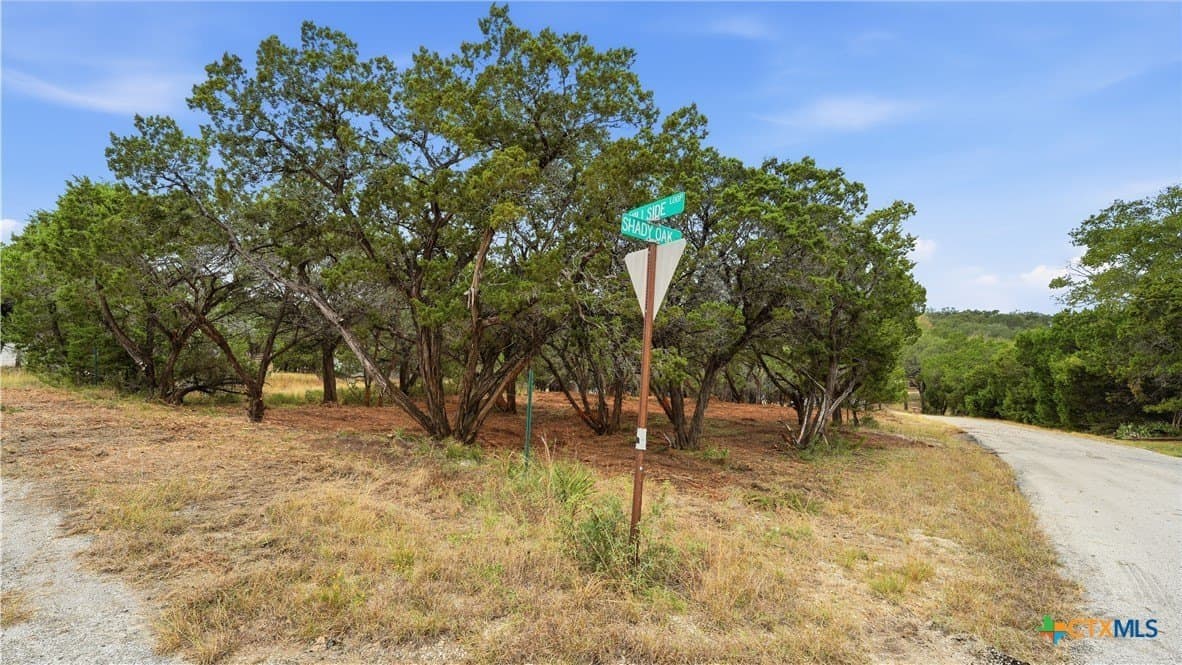 0.21 acres in Comal County - photo 6