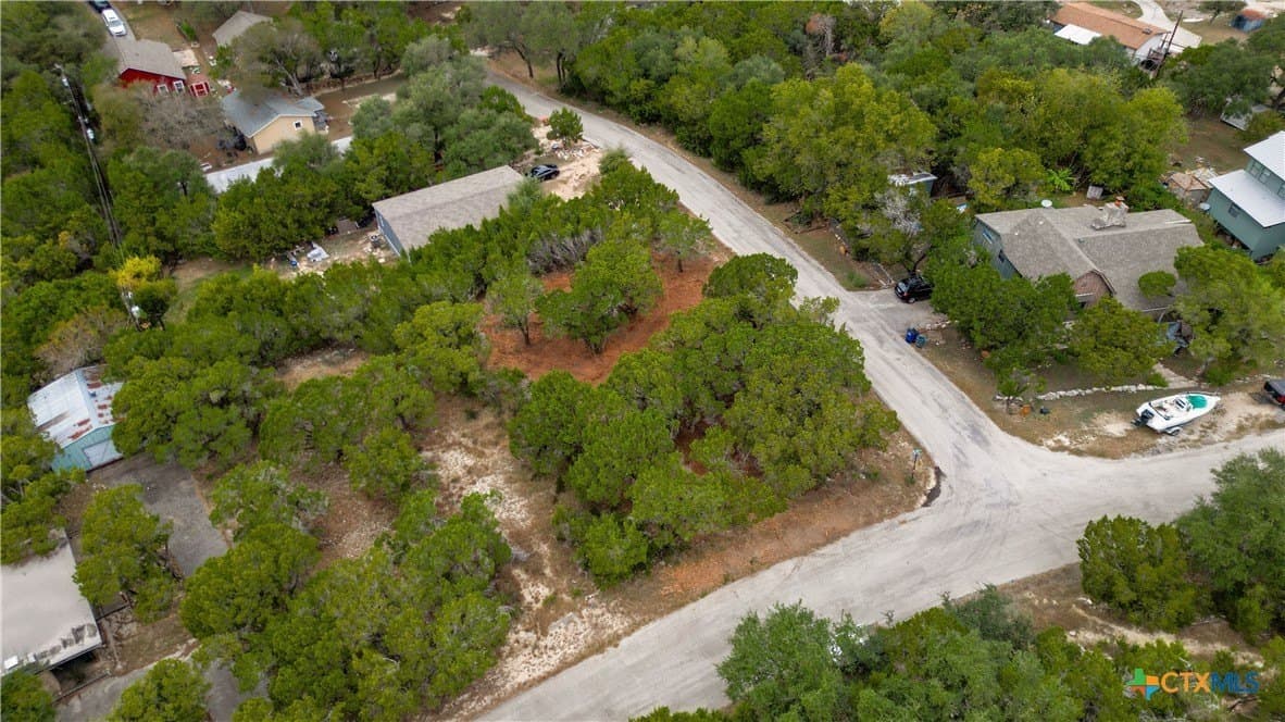 0.21 acres in Comal County - photo 9