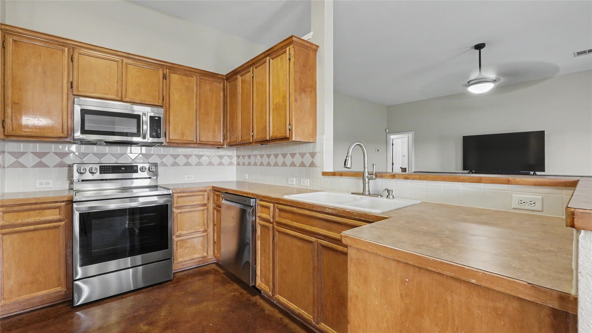 11.2 acres in Bell County - photo 4