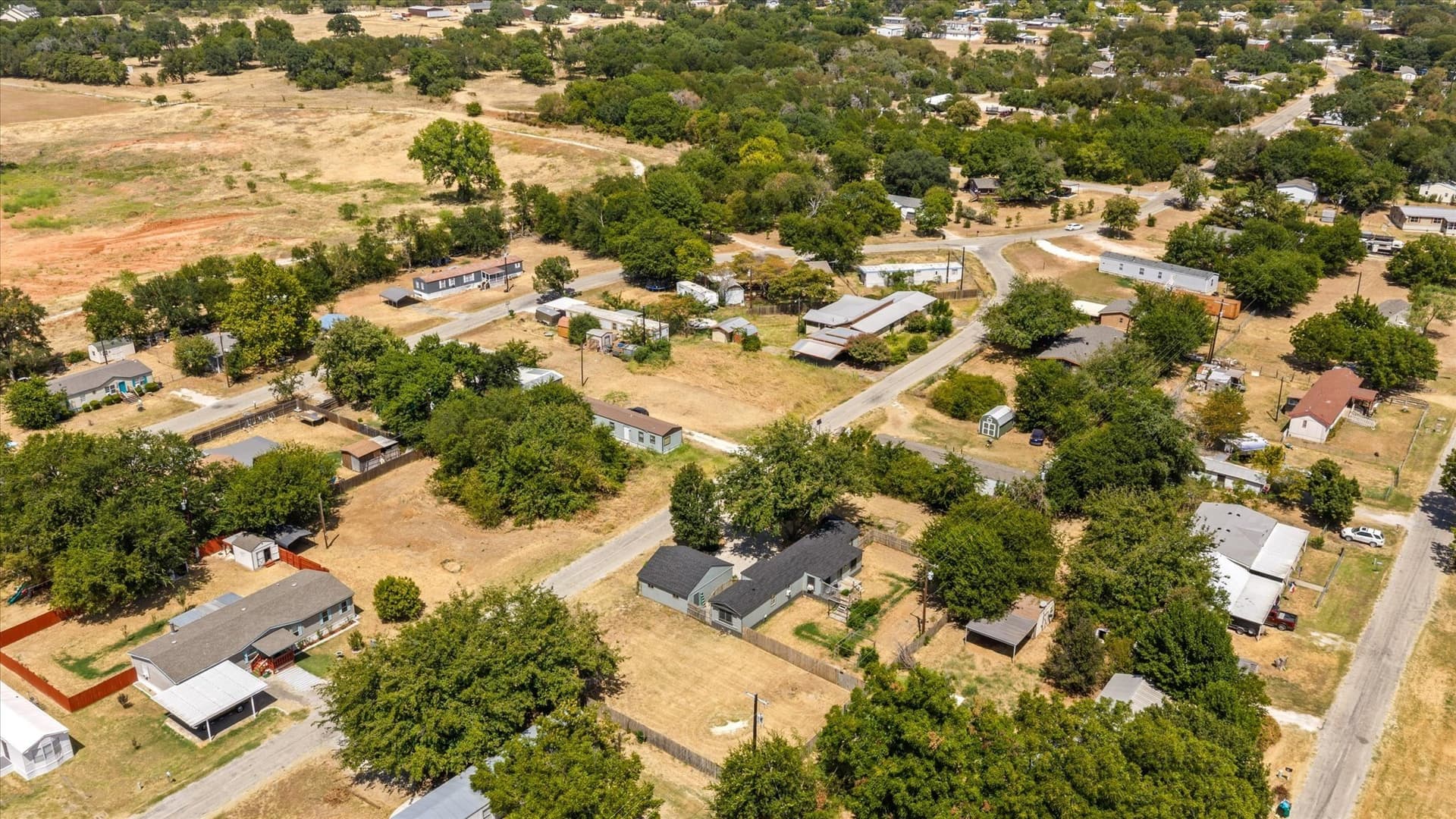 0.04 acres in Hood County - photo 7