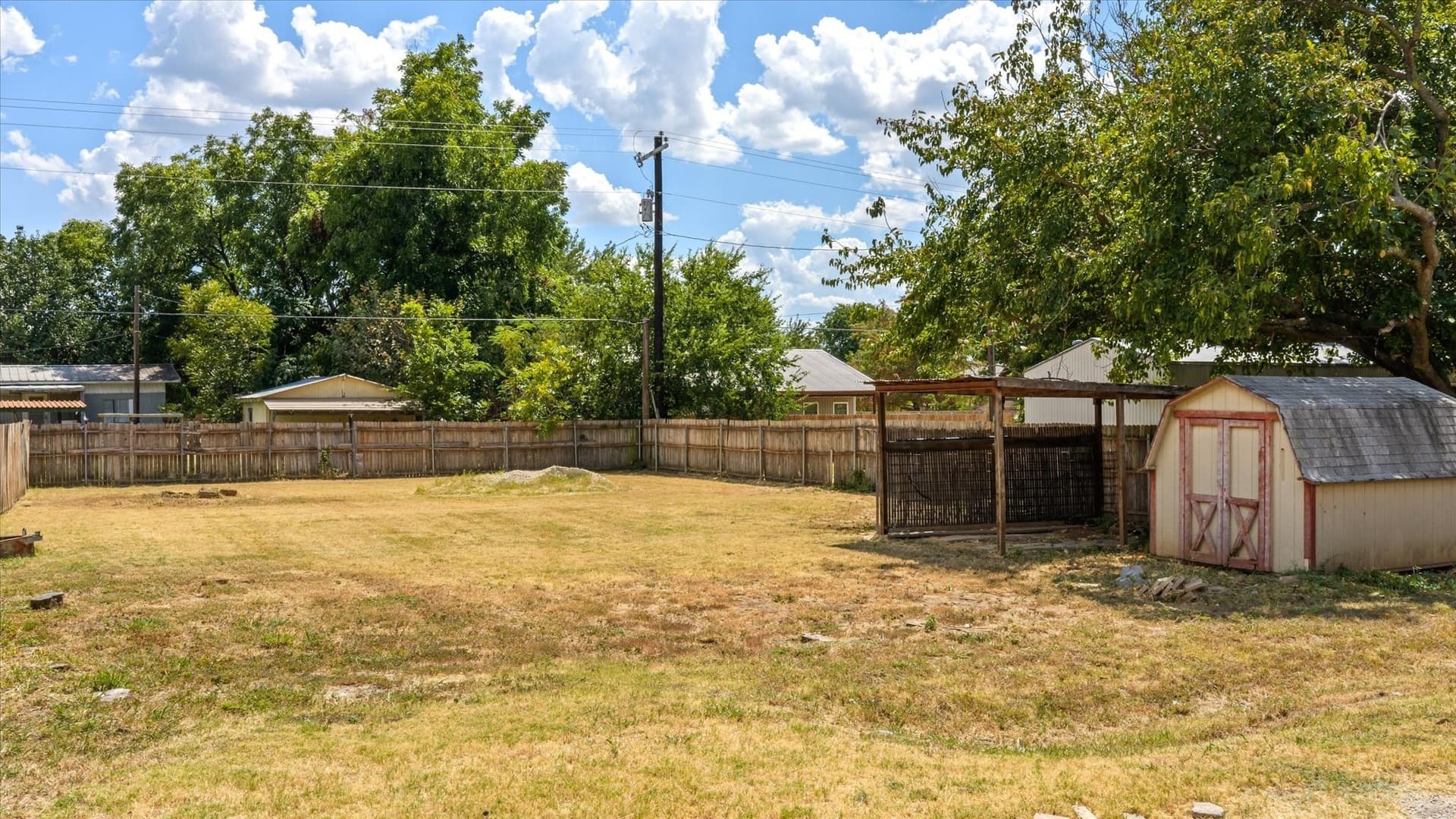 0.04 acres in Hood County - photo 2