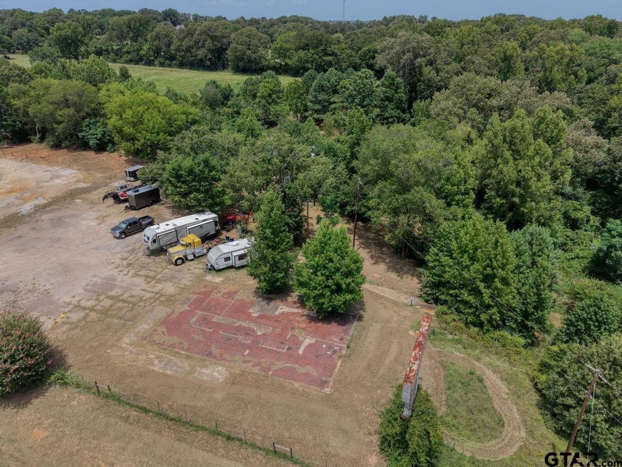 3 acres in Smith County