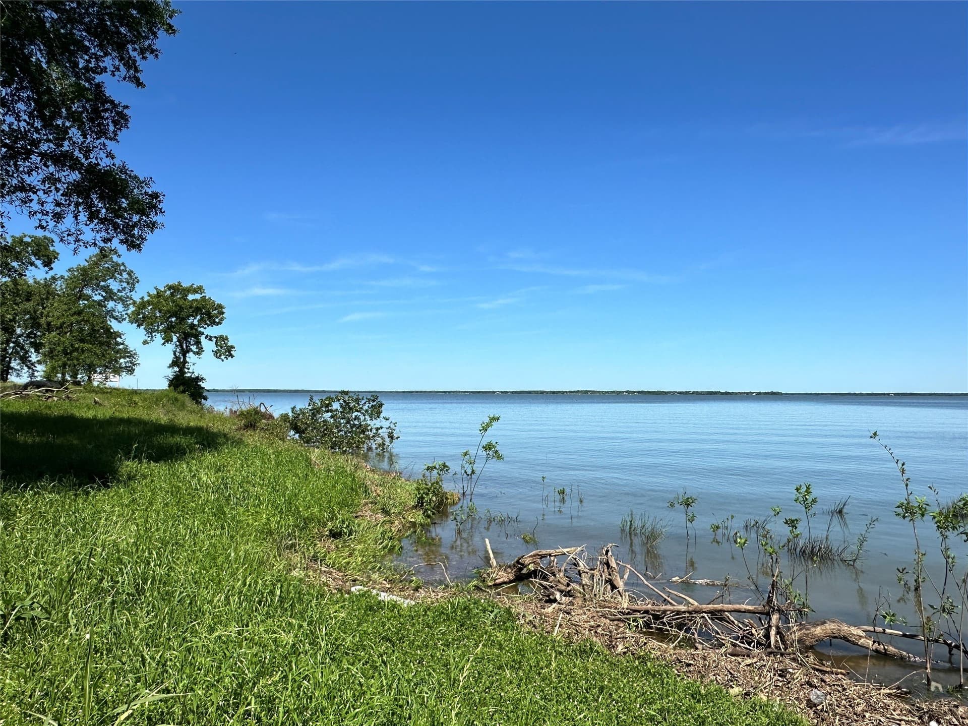 1.44 acres in Navarro County - photo 24