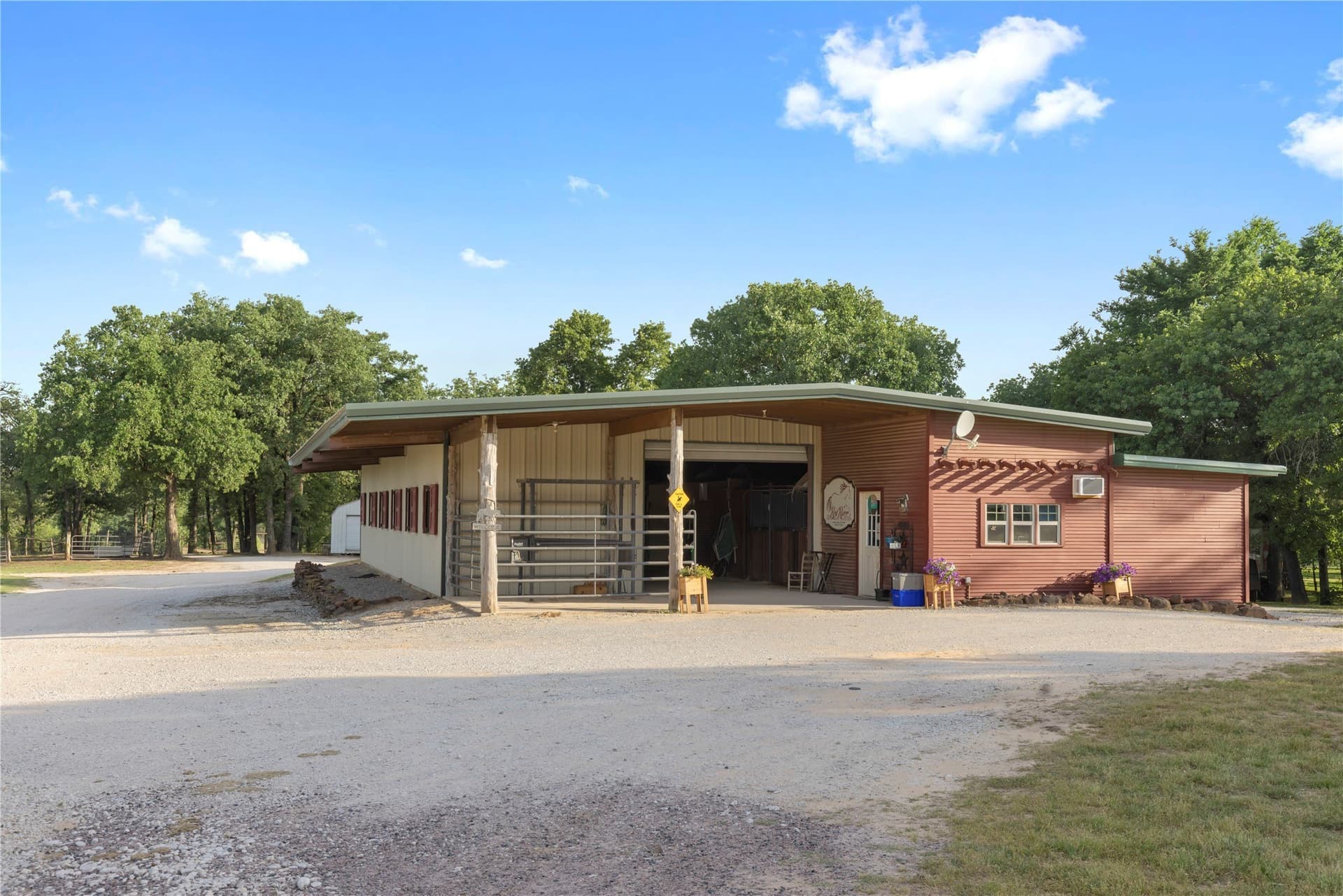 123.16 acres in Cooke County - photo 9