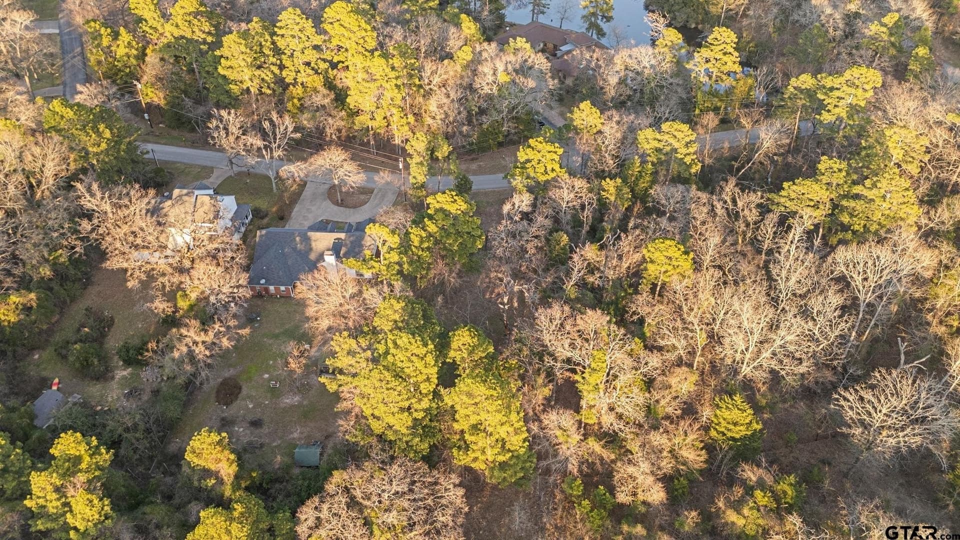 0.37 acres in Smith County - photo 6