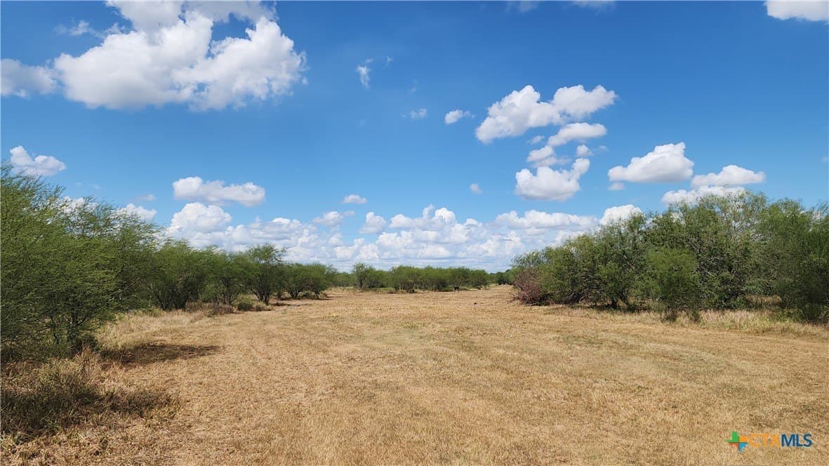 37.64 acres in Victoria County