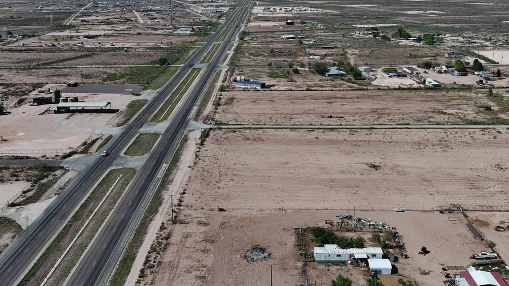 1.25 acres in Crane County gallery image 2