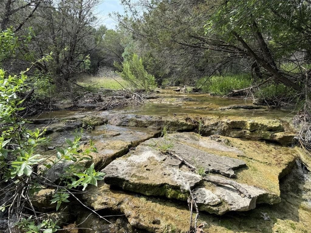 12 acres in Somervell County