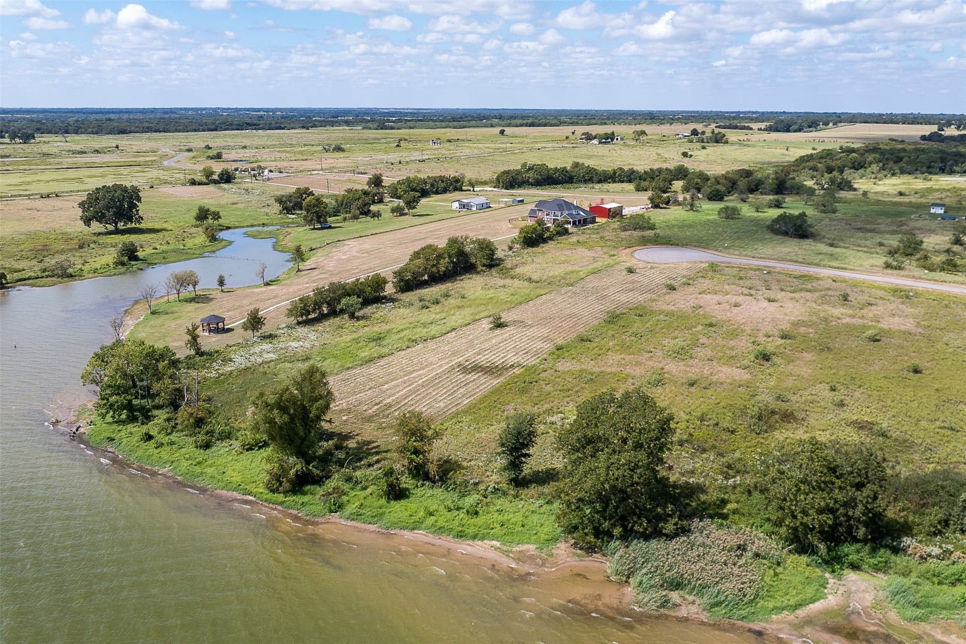 1.5 acres in Navarro County - photo 18