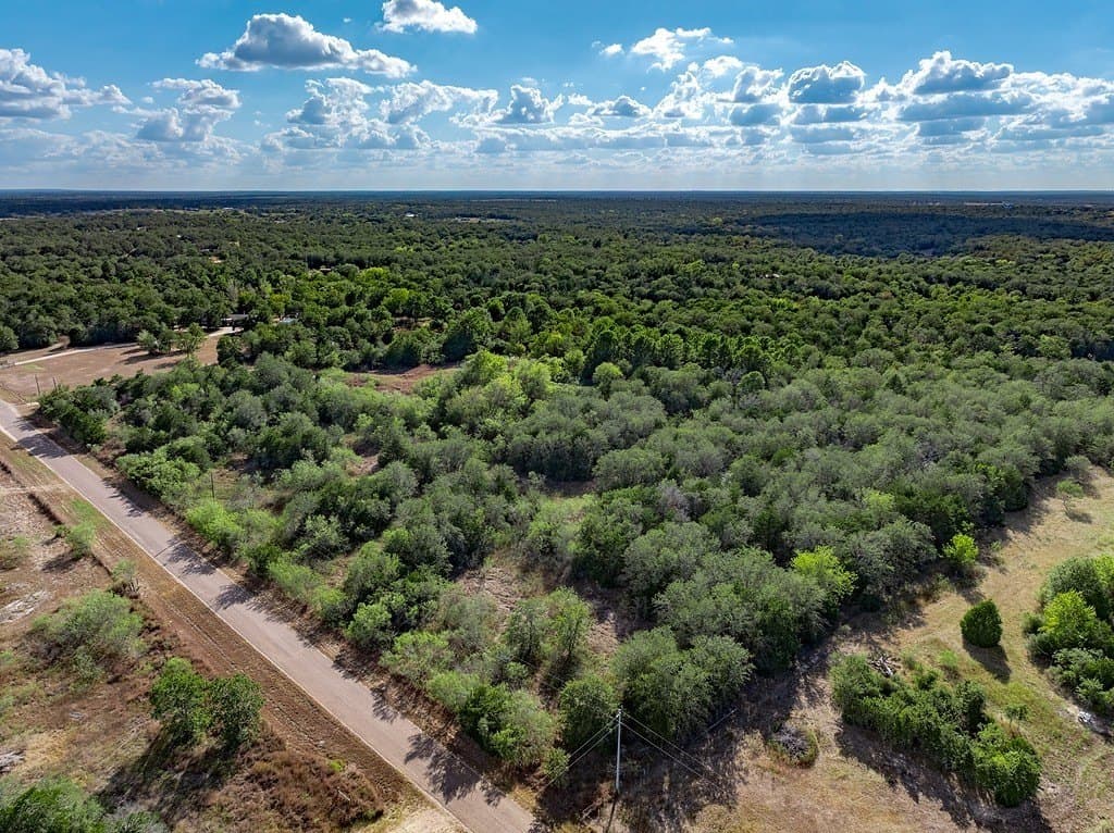10.62 acres in Fayette County gallery image 4