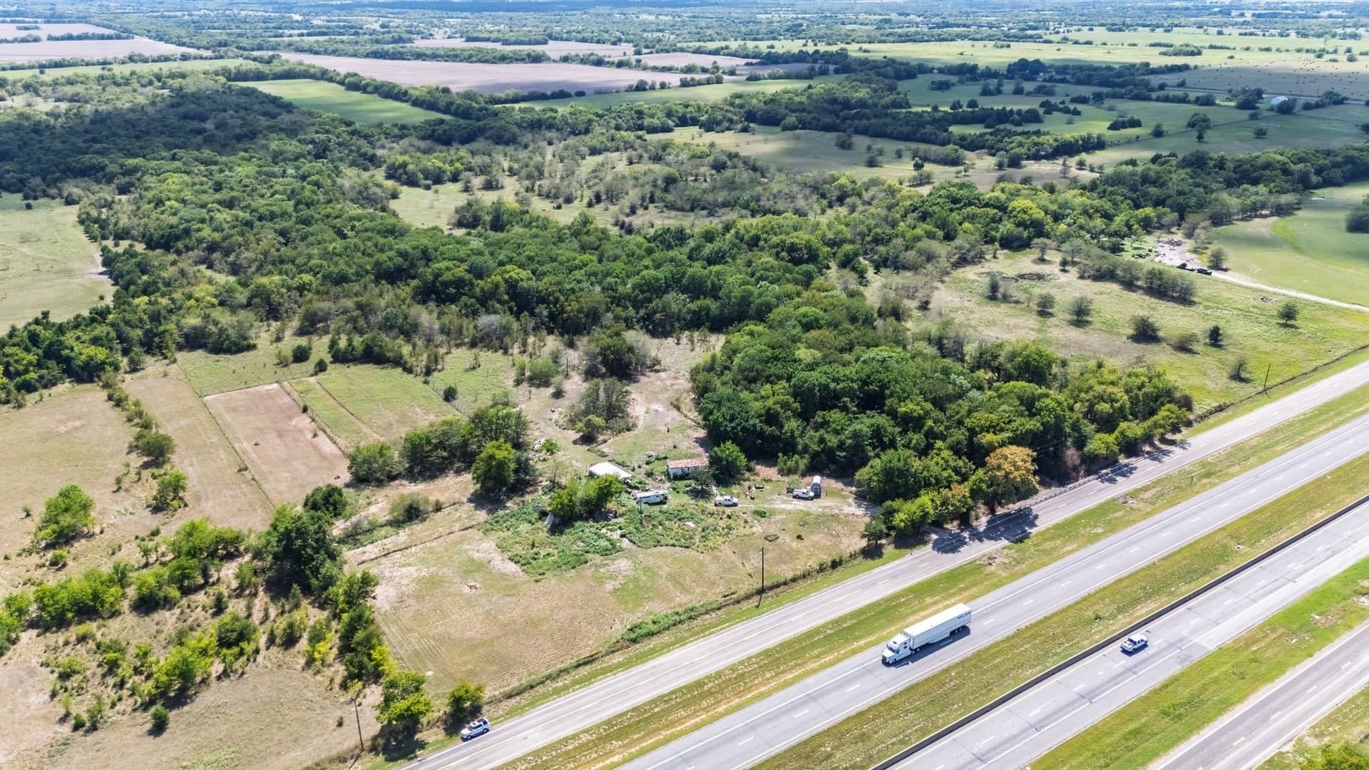 30 acres in Hunt County - photo 12