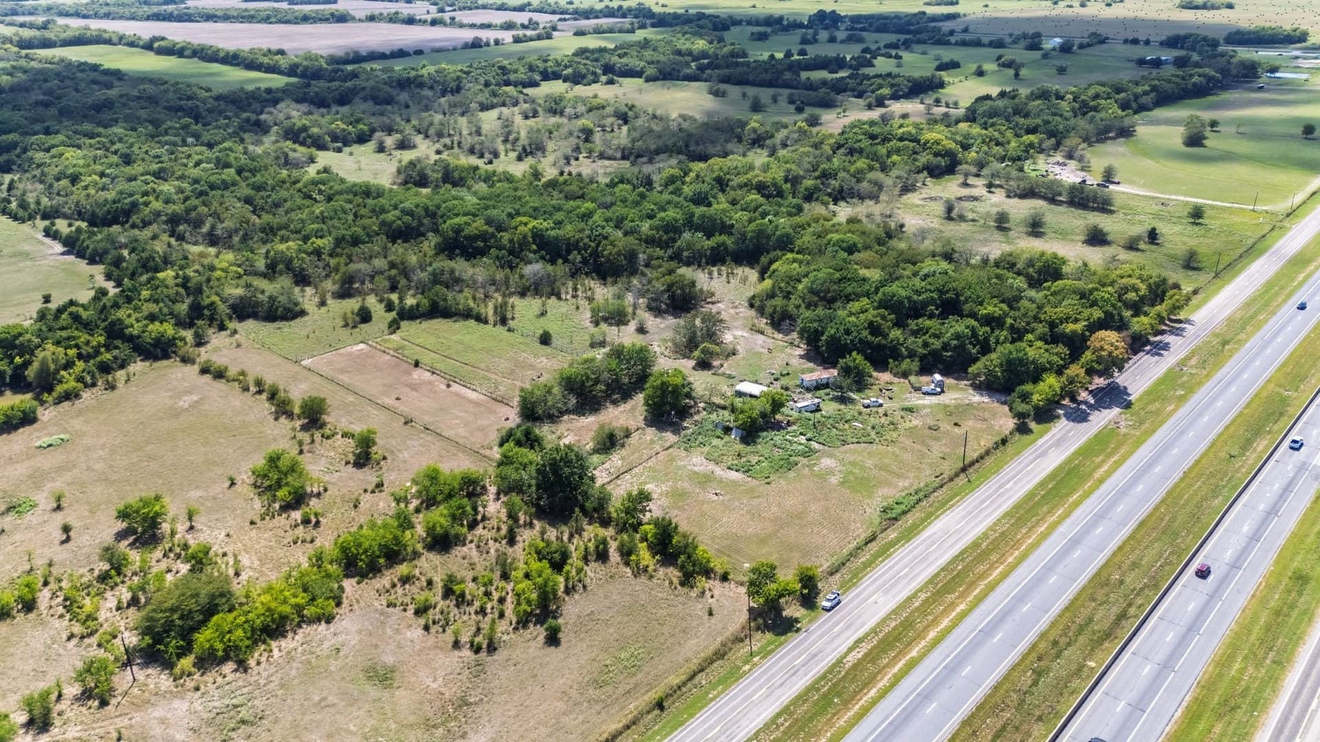 30 acres in Hunt County - photo 9