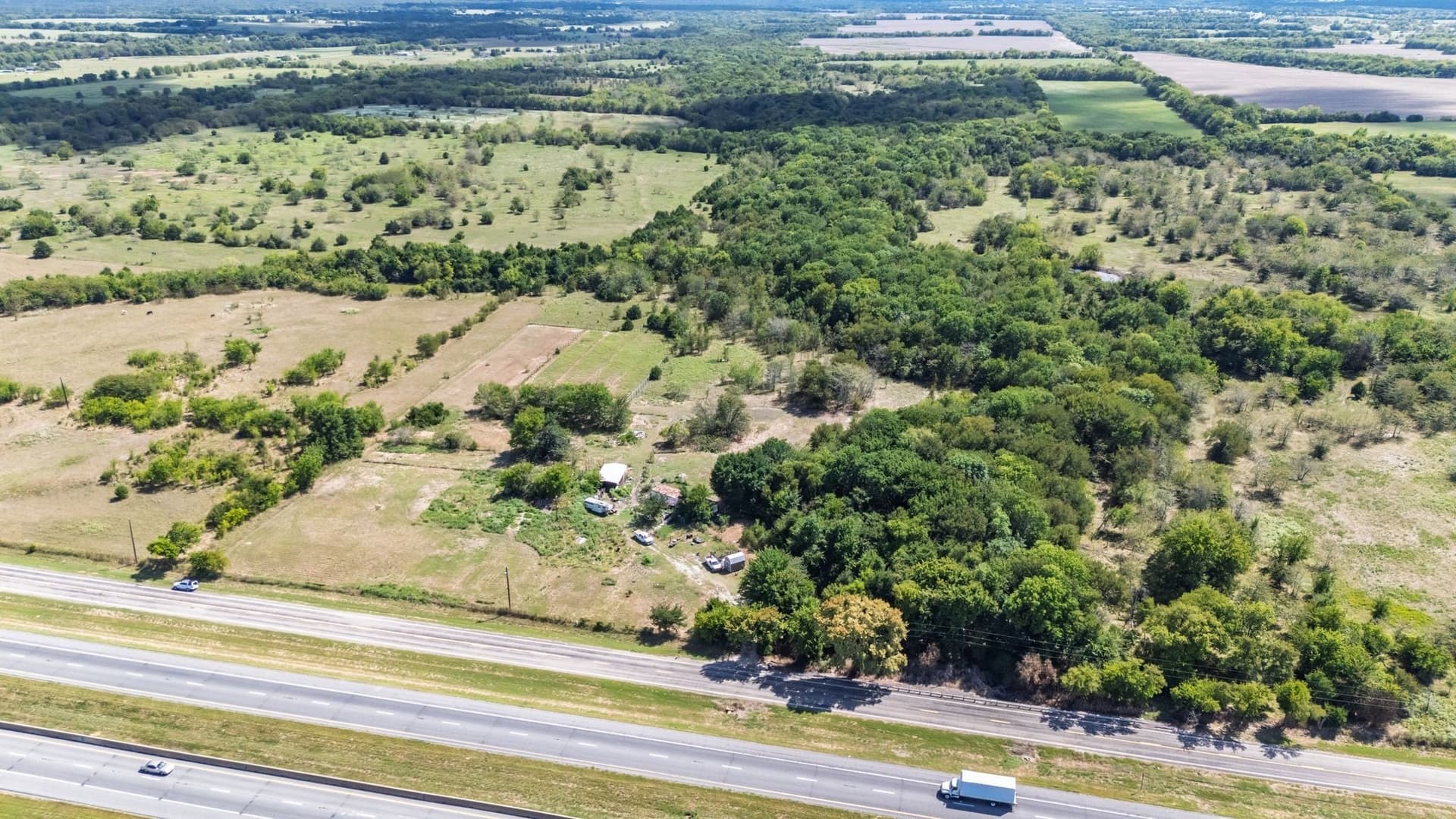 30 acres in Hunt County - photo 17