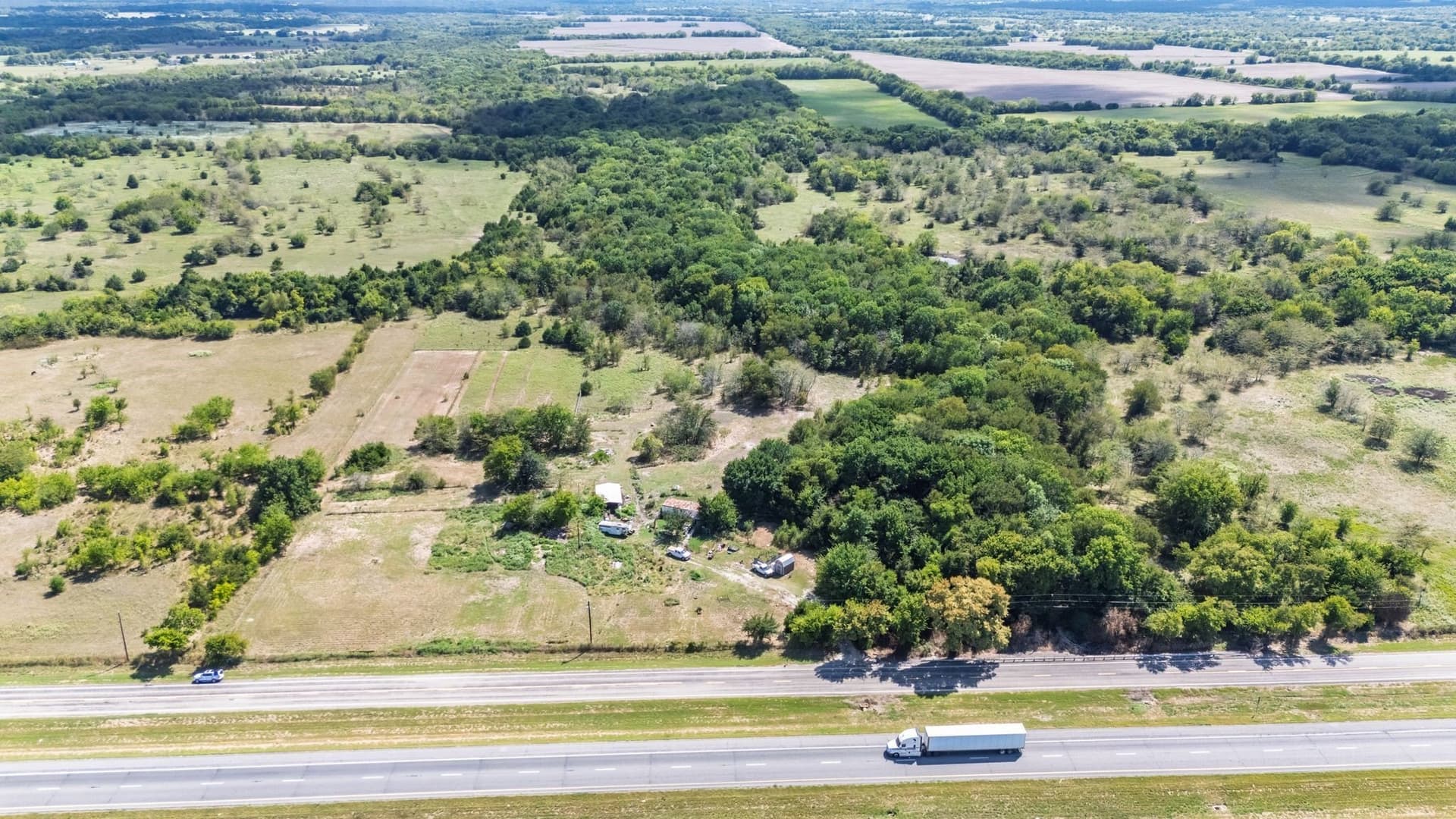 30 acres in Hunt County - photo 15