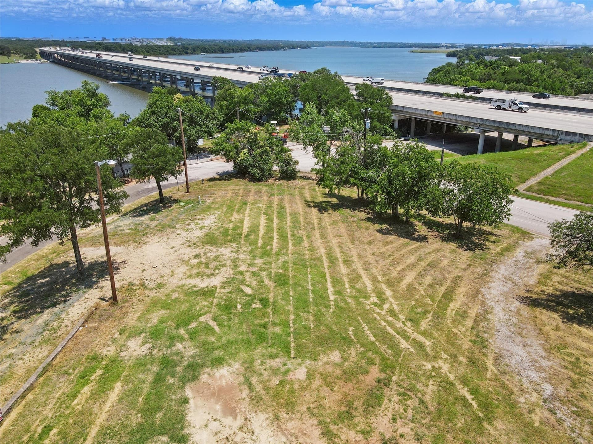 0.29 acres in Tarrant County - photo 18