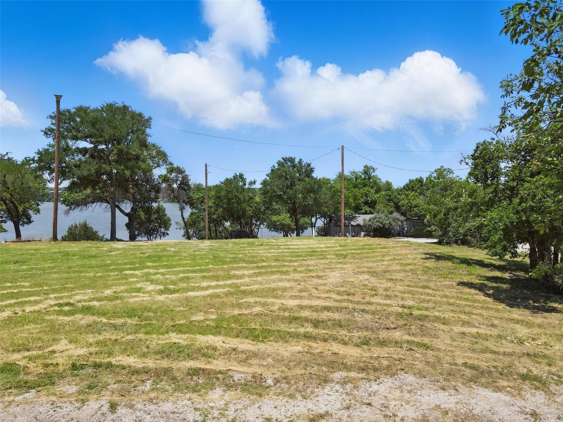 0.29 acres in Tarrant County - photo 32