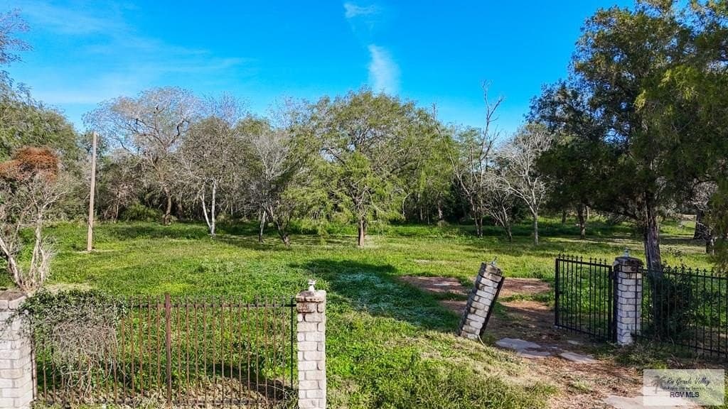 10 acres in CAMERON County - photo 10