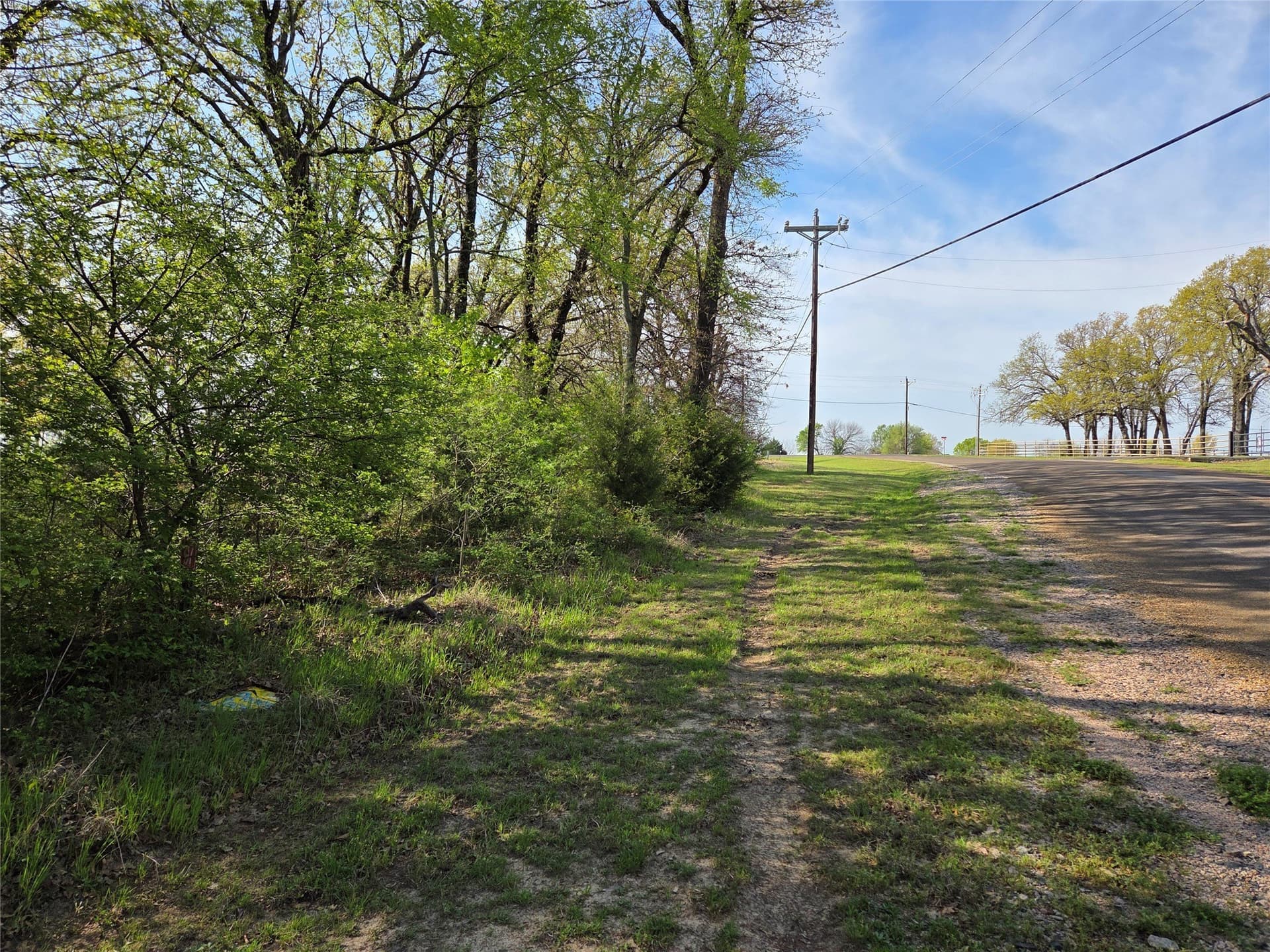 1.57 acres in Navarro County - photo 32