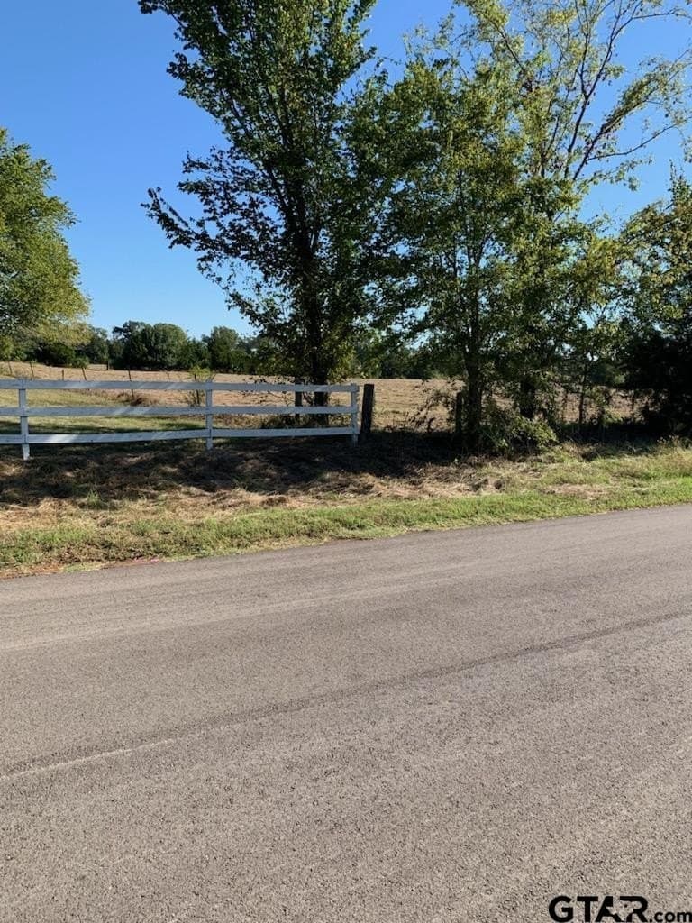 16.62 acres in Smith County gallery image 4