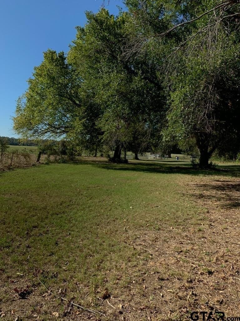 16.62 acres in Smith County featured view