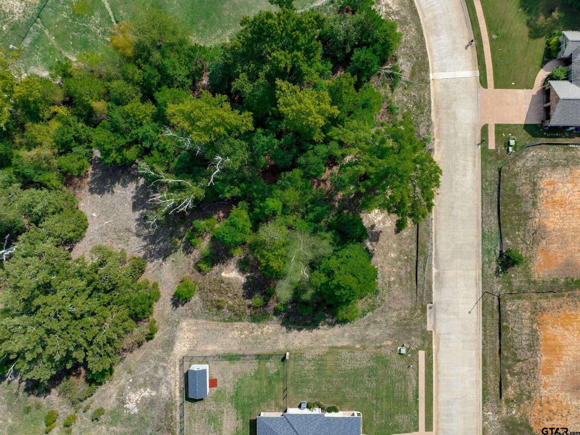0.29 acres in Smith County - photo 6