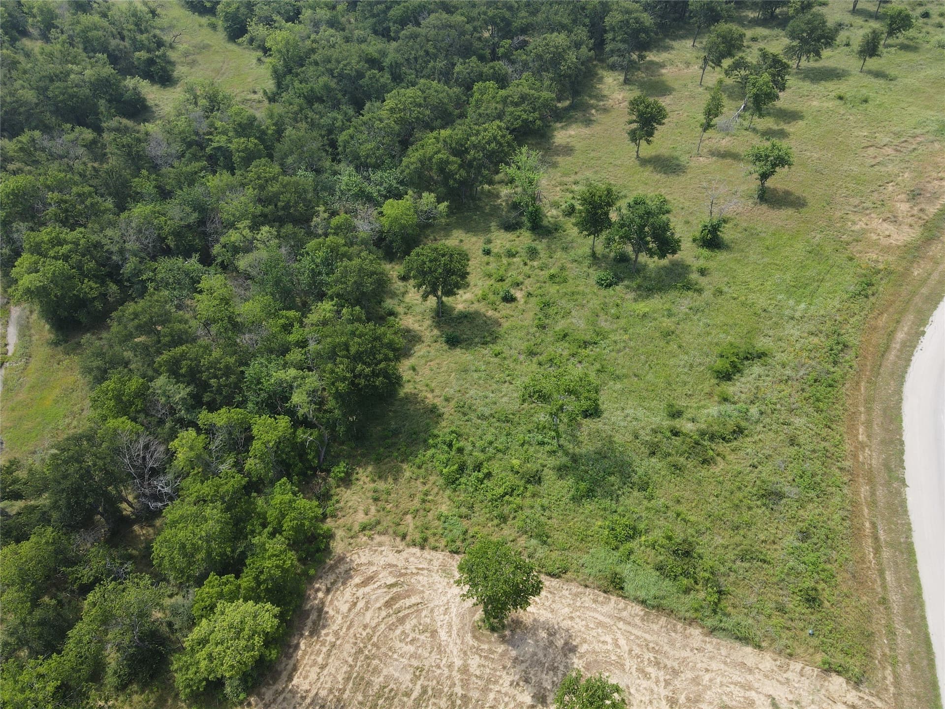 1.09 acres in Navarro County - photo 24