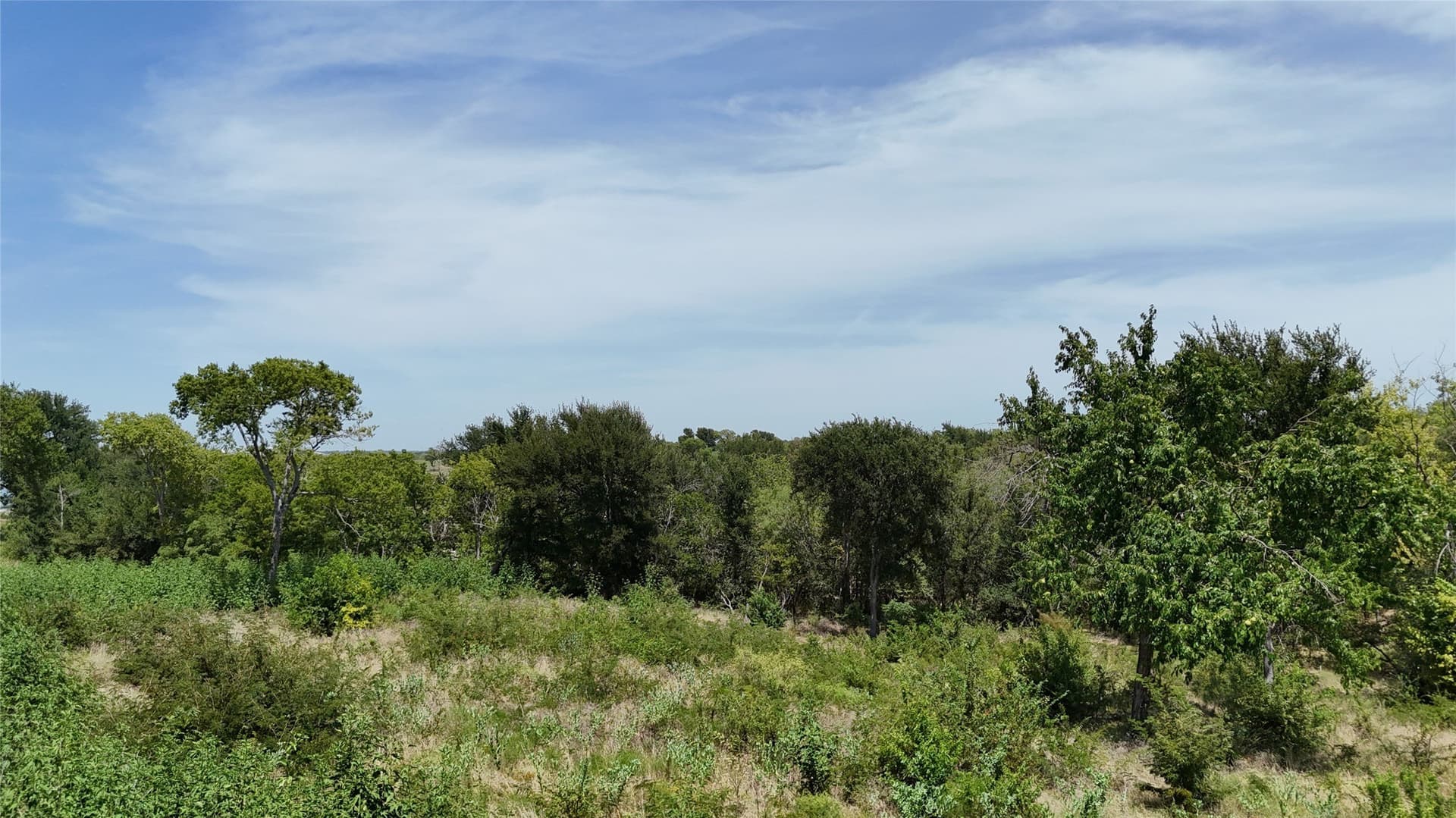 1.09 acres in Navarro County - photo 18