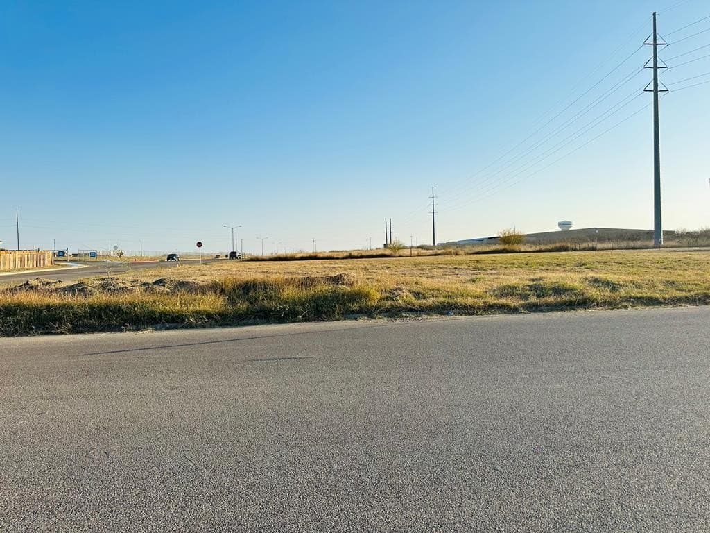 33,540 acres in Maverick County gallery image 3